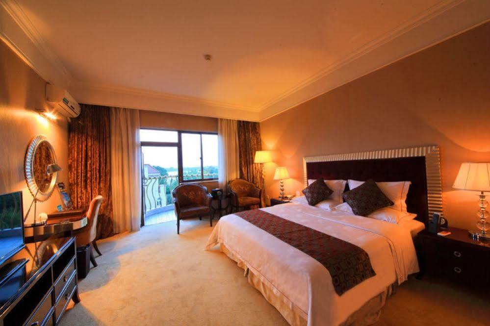 Country Garden Phoenix Hotel Jingmen Exteriér fotografie